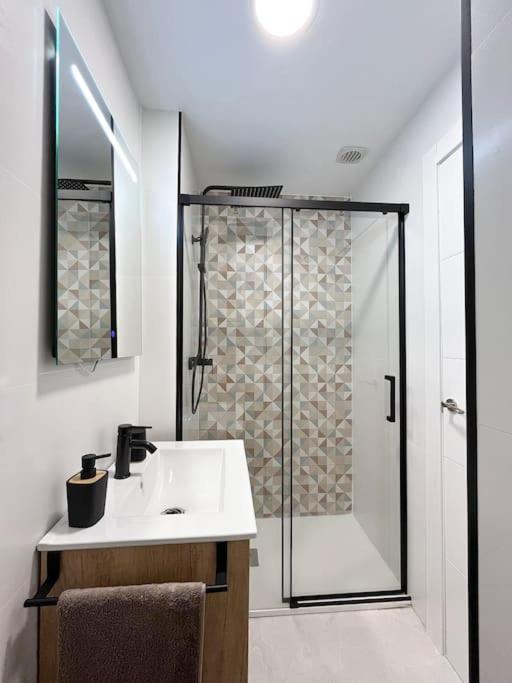 Apartamento Centrico Luz Картахена Екстериор снимка